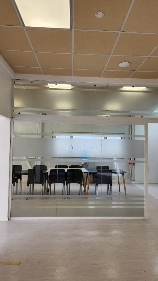 Remodelación y adecuación de almacenes y talleres - Imagen 31