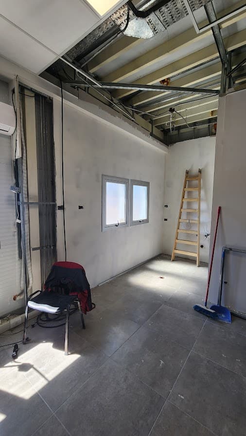 Remodelación edificio administración - Imagen 6